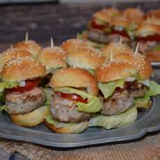 Przepis na Mini hamburgery, idealne na imprezę