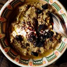 Przepis na Hummus z czarną quinoą i czarnym czosnkiem