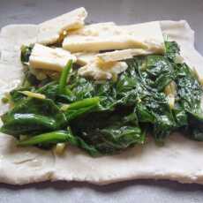 Przepis na Spinach and cheshire cheese pockets