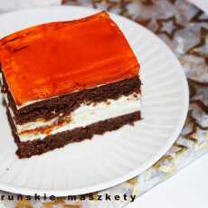 Przepis na Ciasto czekoladowe z pomarańczową pianką i galaretką