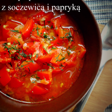 Przepis na Zupa pomidorowa z soczewicą i papryką