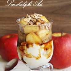 Przepis na Jogurt z prażonymi jabłkami i płatkami orkiszowymi