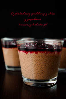 Przepis na Czekoladowy pudding chia z jagodami