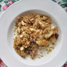 Przepis na Apple and banana 'not so naughty' crumble...