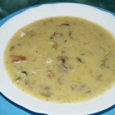 Przepis na Pyszna zupa z warzywami, pęczakiem i grzybami