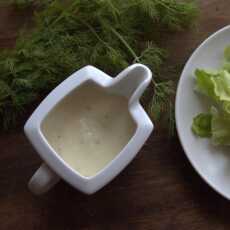 Przepis na Sałata z sosem jogurtowo-musztardowym