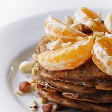 Przepis na Pancakes z płatkami orkiszowymi i cynamonem (bez mleka)