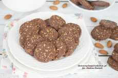 Przepis na Kruche ciasteczka kakaowe z migdałami