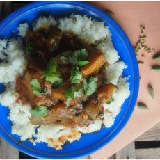 Przepis na Curry z cukinii i ziemniaków