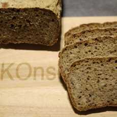 Przepis na Chleb żytni na zakwasie z siemieniem