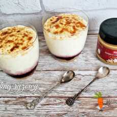 Przepis na Pudding ryżowy z masłem orzechowym i konfiturą z wiśni