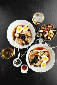 Przepis na Bowl of Food: Spicy Roasted Vegetable Ramen