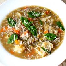Przepis na Zupa z soczewicy z ziemniakami i kalafiorem