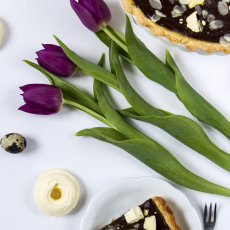 Przepis na Mazurek z lemon curd i czekoladą.