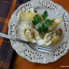 Przepis na Conchiglioni z szynką parmeńską