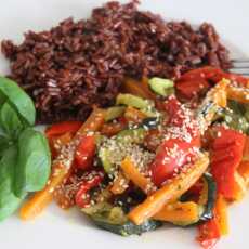 Przepis na Jaglany detoks - Duszone warzywa z czerwonym ryżem