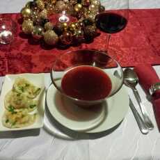 Przepis na Traditional Polish Christmas Eve meal - Barszcz with Pierogi :-)