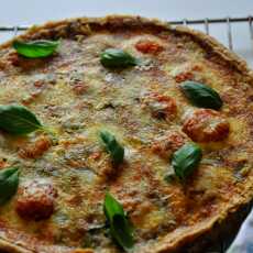 Przepis na Tomato, basil & Parmesan quiche - Zapiekanka z pomidorami, bazlią i Parmezanem
