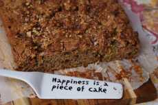 Przepis na Kawałek szczęścia, czyli ciasto z rabarbarem, orzechami z chrupiącą skórką