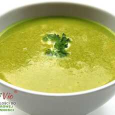 Przepis na Fit zupa krem z nasionami chia, migdałami i wodą kokosową – ViVio inspiruje!