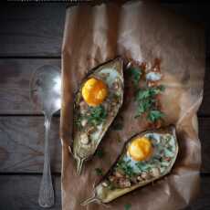 Przepis na Bakłażan i jajo. Czyli jajko sadzone zapiekane w bakłażanie (Sunny-side up egg in aubergine) 