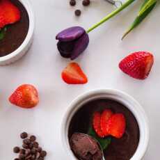 Przepis na Miętowy mus czekoladowy na jogurcie greckim