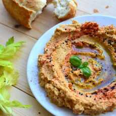 Przepis na 'Hummus' z pieczonego selera