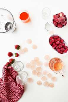 Przepis na Strawberry Raspberry Rosé Slushies