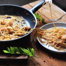 Przepis na Spaghetti z czosnkowymi krewetkami