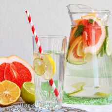 Przepis na Woda + ogórek + cytryna + limonka + grejpfrut + mięta