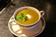 Przepis na Cukiniowa zupa krem z awokado
