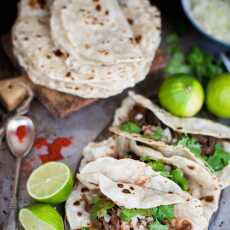 Przepis na Tacos de barbacoa. Kuchnia Meksykańska. Kulinarne podróże Electrolux! 