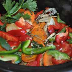 Przepis na Gęsta zupa,gularz warzywny z wolnowaru