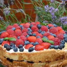 Przepis na Szybki letni tort z owocami