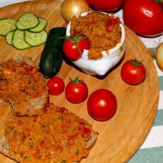 Przepis na Tatar z cukinii i suszonych pomidorów
