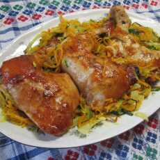 Przepis na Udka z kurczaka w miodowo-musztardowej marynacie z warzywami-proste i pyszne