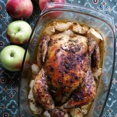 Przepis na Kurczak pieczony z jabłkami w cydrze