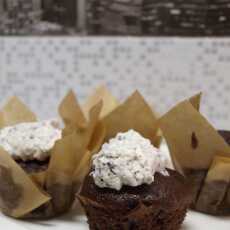 Przepis na Muffinki kakaowe z oreo - pyszne :)