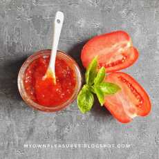 Przepis na Pyszny dżem z pomidorów z bazylią