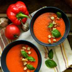 Przepis na Krem z pieczonej papryki i pomidorów
