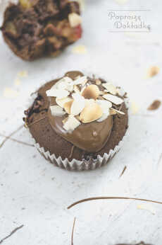 Przepis na Muffinki czekoladowe ze śliwkami