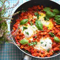 Przepis na Szakszuka (Shakshouka) z szynką