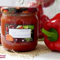 Przepis na Pikantny sos pomidorowo - paprykowy do słoików na zimę