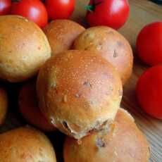 Przepis na Bułeczki z suszonymi pomidorami / Sun-Dried Tomato Rolls