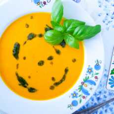 Przepis na Zupa dyniowa - sposób na jesienny obiad