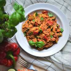Przepis na Zdrowy obiad w 10 minut: Soczewica z warzywami w sosie pomidorowym