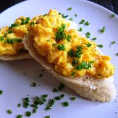 Przepis na Angielska jajecznica czyli scrambled eggs