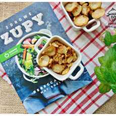 Przepis na Chipsy pietruszkowe inspirowane książką Zdrowe Zupy. 
