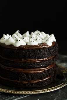 Przepis na Najlepszy tort czekoladowy na Halloween