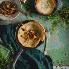 Przepis na TYMIANKOWY DUTCH BABY ZE SMAŻONYMI KURKAMI.